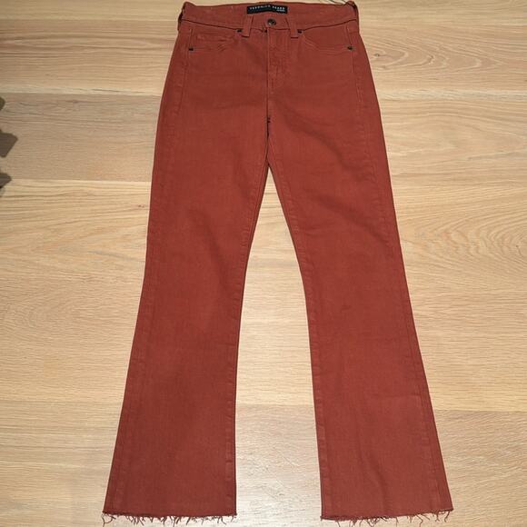 Veronica Beard Carly Raw Hem Kick-Flare Jean Rust 26 - Picture 6 of 11